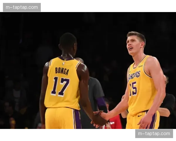 湖人进攻效率115.9节奏101.2 转换进攻机会把握能力一般